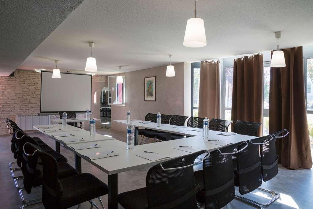 南特东部原生酒店 卡尔克富 设施 照片